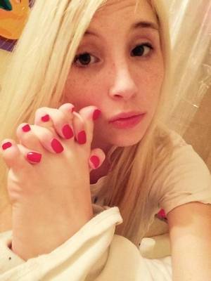 Foot Cannibal Porn - Share, rate and discuss pictures of Piper Perri's feet on wikiFeet - the  most comprehensive celebrity feet database to ever have existed.