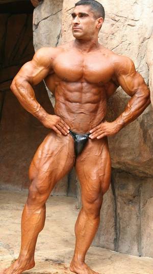 Bodybuilder Amateur Porn - Amateur bodybuilder here showcasing muscular men and bodybuilders with some  sexual situations. Themed posts featured as well.