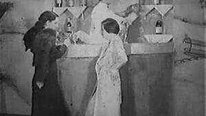 1930s Vintage Porn 1930 Interracial - Vintage Porn from the 1930s - Girl-Girl-Guy Threesome - XNXX.COM