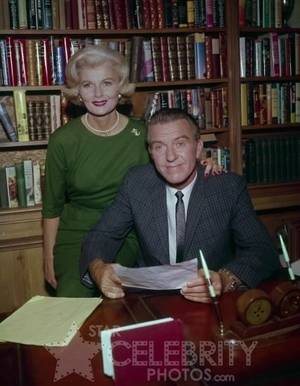 June Cleaver Eddie Porn - June and Ward Cleaver (Barbara Billingsley, Hugh Beaumont) of \