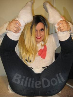 Amateur Socks - Loading image of BillieDoll.