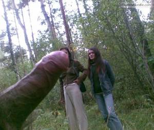 boner exhibitionist at the beach - Two teens watching at my boner