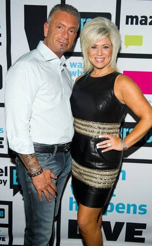 French Canadian Couple 11 - Larry Caputo, Theresa Caputo