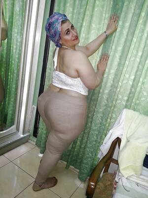 fat muslim girl nude - Fat Girl in a Hijab (46 photos) - motherless porn pics