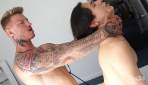 Gay Tattooed Porn Stars - Bentley-Race-sexy-young-tattooed-Australian-porn-star -Sarpa-Van-Rider-bare-fucks-hottie-dude-Andy-Samuel-tight-ass-hole-024-gay- porn-pics â€“ Guys Love Guys Blog
