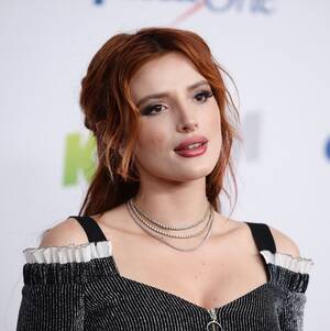 Bella Thorne Porn Xxx - Bella Thorne wanted to make a horror but made a porn film instead