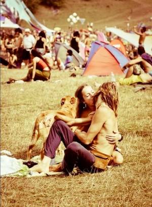 Hippies Summer Of Love Sex - Welcome to fy hippies! This site is obviously about hippies. There are  occasions where we post things era such as the artists of the and the most  famous ...