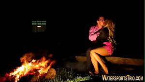 Best Campfire Porn - Ho pissed on by campfire - XVIDEOS.COM