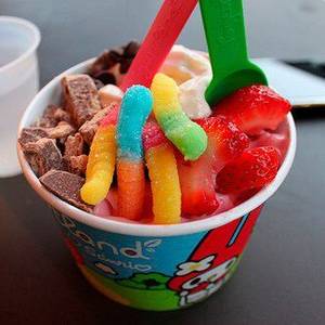 Candy Food Porn - Food Porn, Strawberry, Goodies, Treats, Gummi Candy, Strawberry Fruit,  Strawberries, Strawberry Plant, Sweets