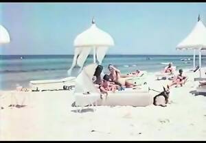 beach topless movie scenes - Plus Beau Que Moi, Tu Meurs - 1982 - Topless Beach Scenes - EPORNER