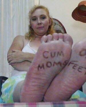 mom foot cum - Cum on moms feet Porn Pictures, XXX Photos, Sex Images #2119322 - PICTOA