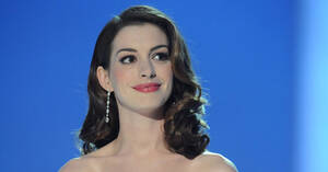 Anne Hathaway Nude - Anne Hathaway's nude photos: Twitterati not amused