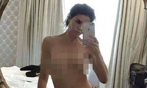 lisa rinna pregnant nude - Lisa Rinna Cheers Playboy for Bringing Back Nudity by Posting Nude Selfie