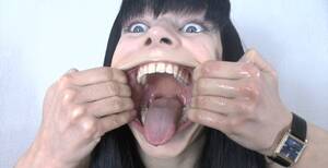Large Mouth Porn - Giant Mouth - video 2 - ThisVid.com