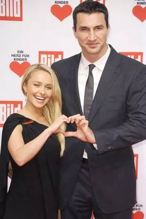 hayden panettiere nude prego - Hayden Panettiere 'pregnant with first child with boxer fiancÃ© Wladimir  Klitschko' - Mirror Online