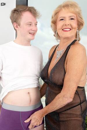 Granny Grandma Porn Galleries - Hot Granny Nude Porn Pics & XXX Photos - PornPics.com