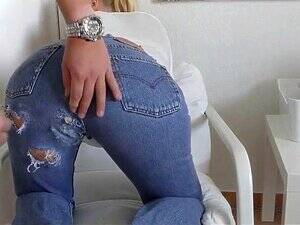 cum on her jeans - Sexy Ass Jeans porn videos at Xecce.com