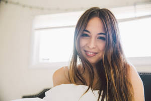 Adult Porn Star Riley Reid - Riley Reid Launches Rap Video '8 Ball Shawty'