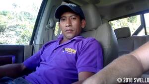 Mexican Employee Porn - Tricked Latino Worker Cums on Hidden Cam! - manporn.xxx