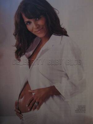 halle berry pregnant naked - Halle Berry talks about her 'solid maternal instincts'