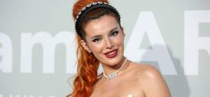 Bella Thorne Porn Captions Anal - Bella Thorne Gives Fans An Eyeful Of Her Assets In Selfie At Coachella