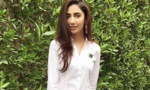 aiza khan pakistani actress nude - You don't need to do an item number for respect in Pakistan: Mahira Khan -  Pakistan - DAWN.COM