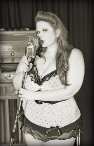 chubby redhead pin up girl - pin up plus size awesome