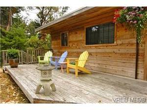 Hardscape Porn - low simple platform deck