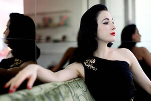 Dita Von Teese Porn Star - Dita Von Teese, From Burlesque to a Brand - The New York Times