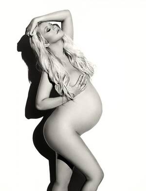 Ashlee Simpson Tits - Pregnant Celebs Show Off Their Bare Baby Bumps | Entertainment Tonight