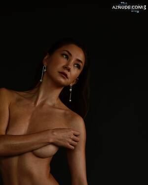 Kimiko Glenn Sex Tape Porn - KIMIKO GLENN Nude - AZnude