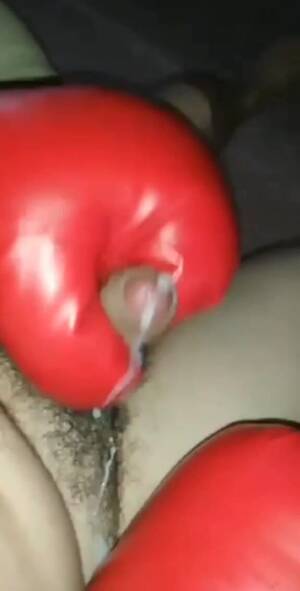 Boxing Glove Fetish Porn - Red boxing gloves cum - ThisVid.com
