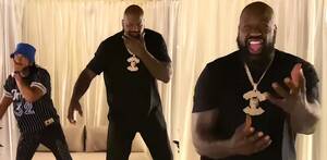 Asian Lap Dance Porn - Ranveer Singh & Shaq dance to 'Khalibali' | DESIblitz