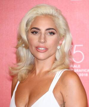 Lady Gaga Porn Blonde - Lady Gaga's Colorist Shares Healthy Blonde Hair Tips