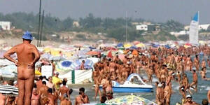 cfnm beach nudism - TheHive.Asia