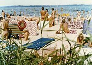 french beach sex voyeur - Nude beach - Wikipedia