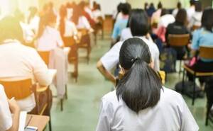 girl school teacher - Teacher Showed Girls Porn in Class