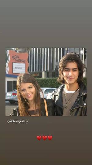 Ariana Grande Victoria Justice Sex - Ariana Grande and Victoria Justice's epic reunion with Victorious cast 10  years on - Mirror Online