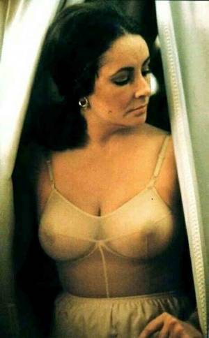 Elizabeth Taylor - Elizabeth Taylor - breasts