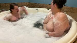 bbw hot tub - Hot Tub Bubble Bath (4K 60fps) - Pornhub.com