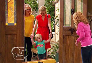 Good Luck Charlie Lesbian Porn - DISNEY CHANNEL DEBUTS 1ST GAY CHARACTERS - MambaOnline - Gay South Africa  online