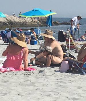 amateur naked beach people - A random stranger came up to my girlfriend and I to show us the photo she  took of us. : r/funny