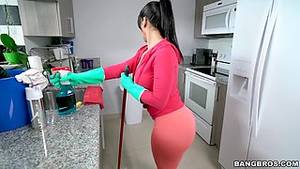 anal kitchen - rose monroe in leggings cleans the kitchen and shows her ass