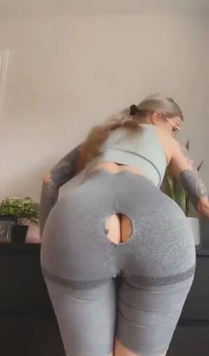 big ass girl spandex - Big ass girl ripped spandex - ThisVid.com