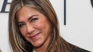 Jennifer Aniston Facial Fake Porn - Am I the ONLY one who finds Jennifer Anistons Face masculine & overrated as  hell?!! : r/VindictaRateCelebs