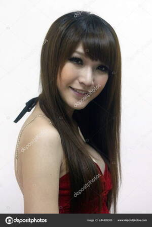 long hair shemale - Taiwanese Transsexual Model Alicia Liu Liu Xun Poses Photos Filming â€“ Stock  Editorial Photo Â© ChinaImages #244499306
