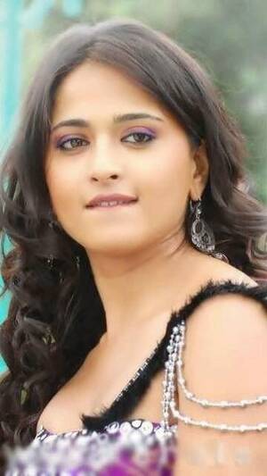 indian anushka sex big tits galleries - 167+ Extremely Hot Photo Gallery Of Anushka Shetty - Hot Collections