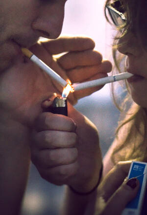 cigarette couple - https://morenadelicia.tumblr.com/post/59889904401 Tumblr Porn