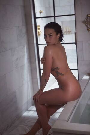 Demi Lovato Photo Racy Sex Tape - Demi Lovato Sex Tape & Nude Photos Leaked! | ProThots.com