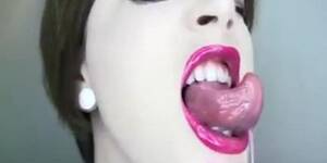 Miss Vivi - Miss Vivi Tongue Fetish - Tnaflix.com